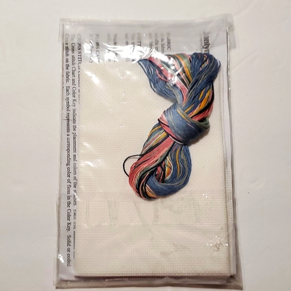 Families Are Like Quilts Counted Cross Stitch Kit 13"x15" - Picture 3 of 4